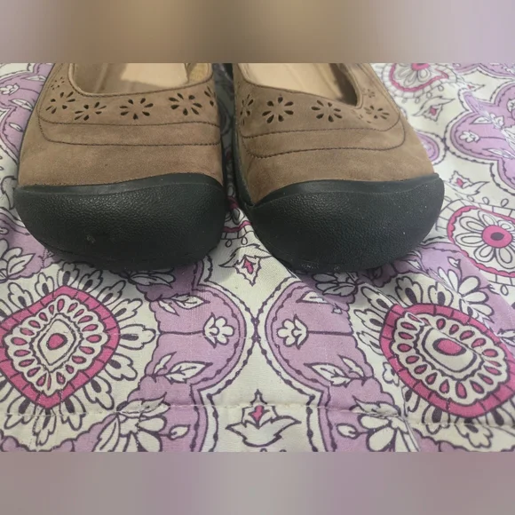 Keen Brown Mary Jane Flats - Picture 3 of 12